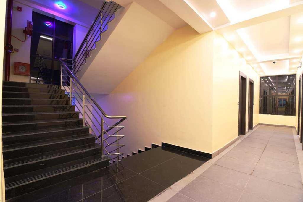 Super Townhouse Oak Bulbuli Neer Hotel Kolkata Luaran gambar